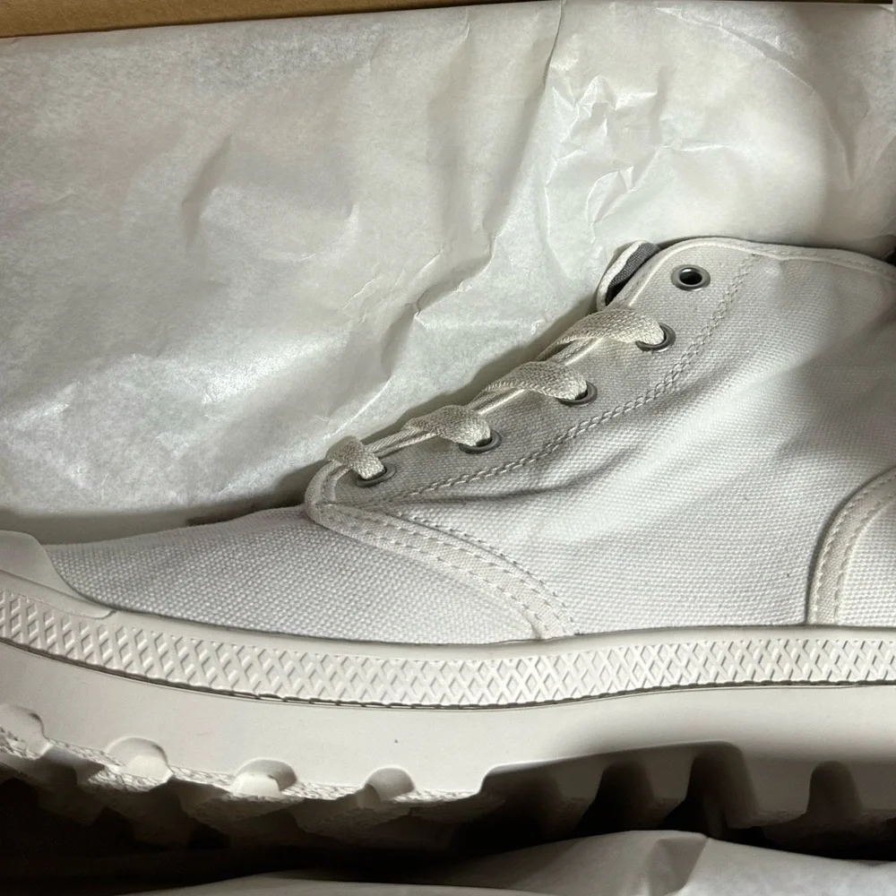 NWT Palladium Pampa High Sky White Size 9.5 - Picture 7 of 11